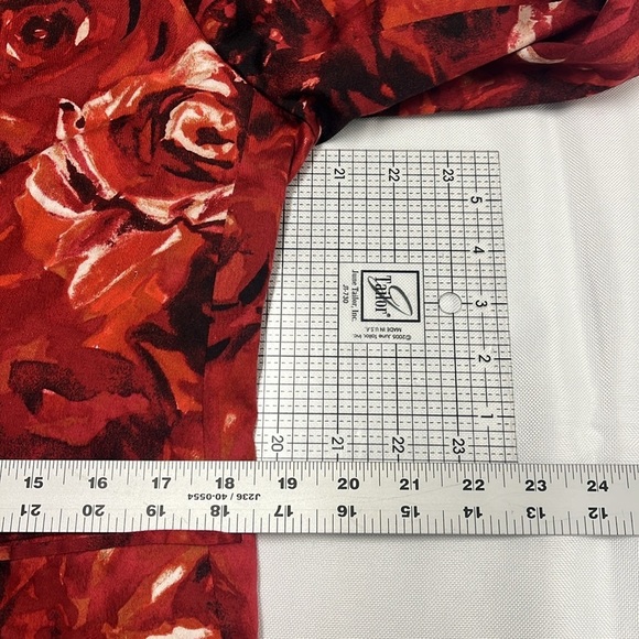 Red Floral Rose Blazer One Button Lined Jacket Medium Chico 1 US 8 whimisgoth - Picture 9 of 13